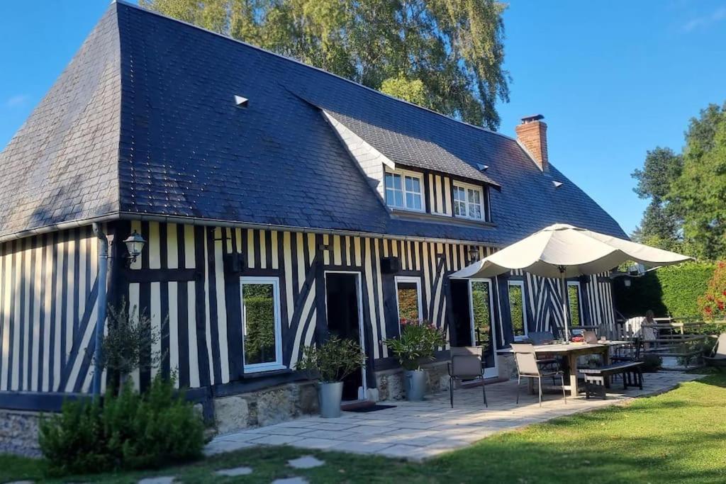 Maison A Colombages Pres De Deauville, Trouville Formentin Zewnętrze zdjęcie